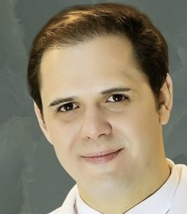 Dr. Daniel Rodrigues